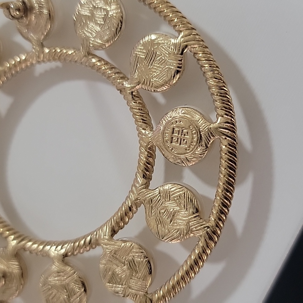 Authentic Excellent Condition Givenchy Pearl Gold… - image 7